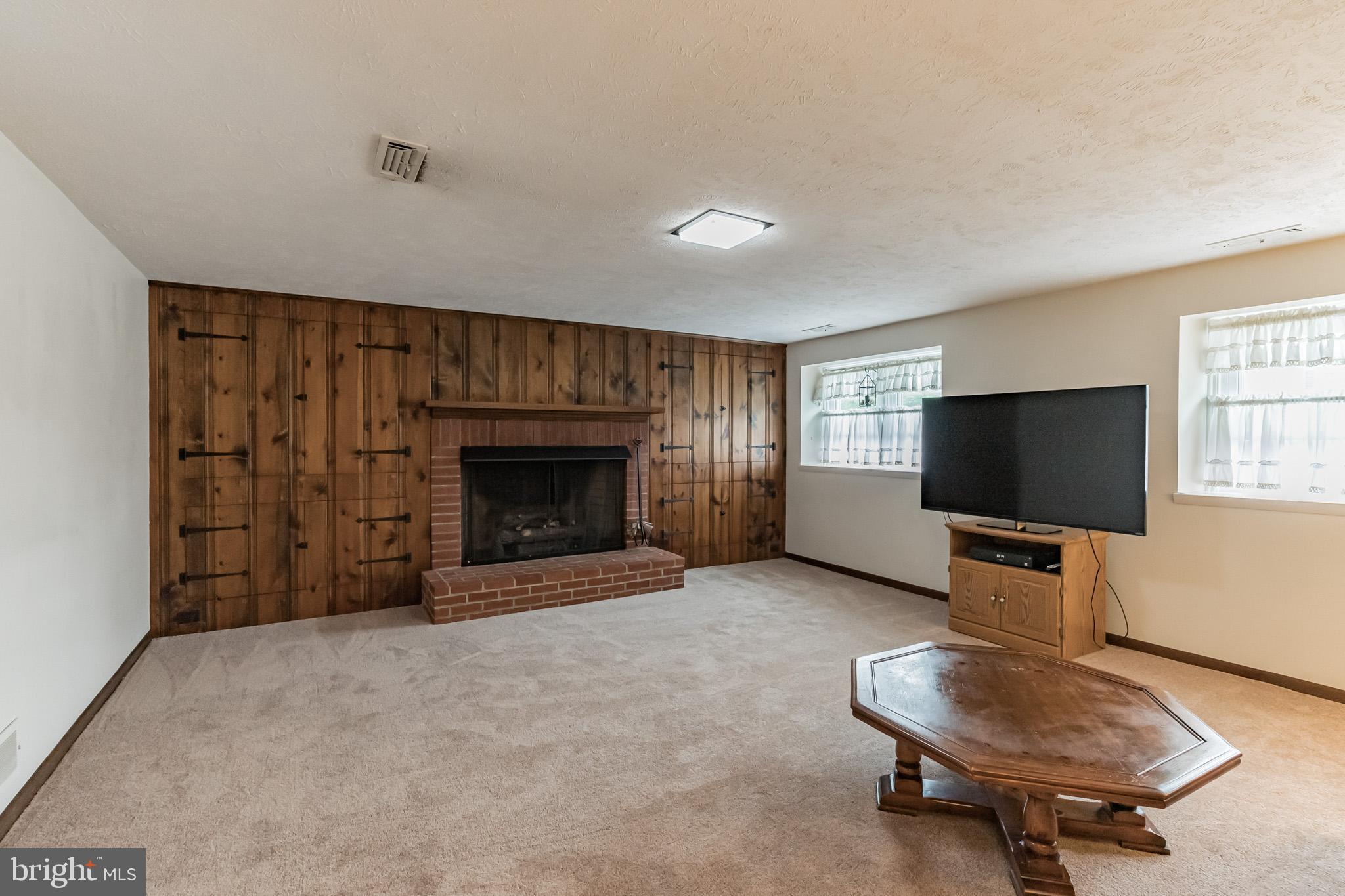 1016 Birch Road Warminster, PA 18974 - Photo 17 of 30