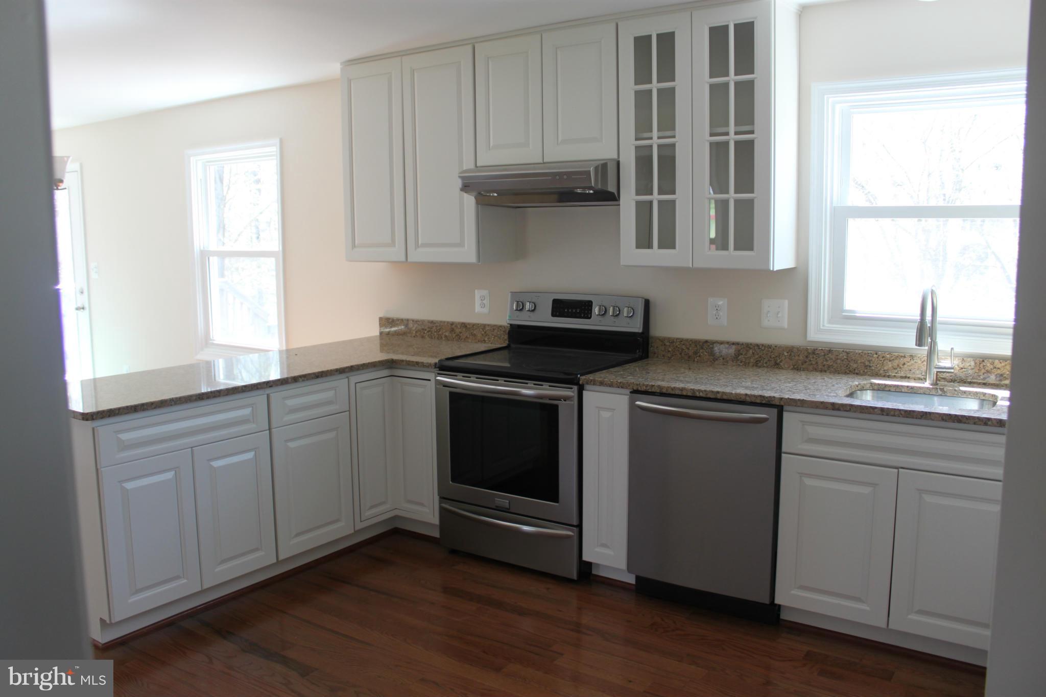 11975 Frederick Road Ellicott City, MD 21042 - Photo 4 of 23 Kitchen