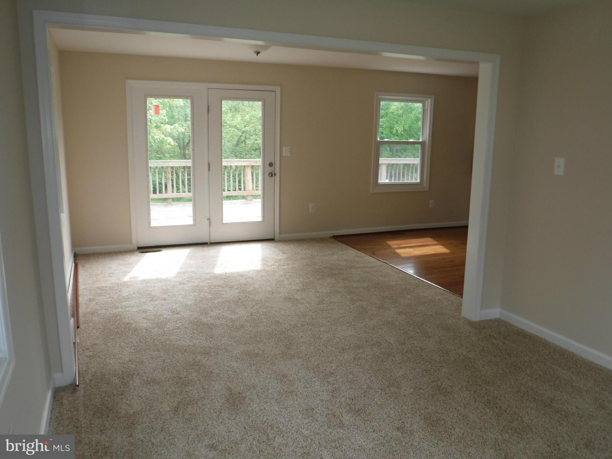 11975 Frederick Road Ellicott City, MD 21042 - Photo 5 of 23 Family Room
