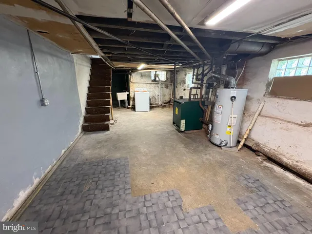 $1,000 | 198 West Thelma Street, Philadelphia, PA 19140