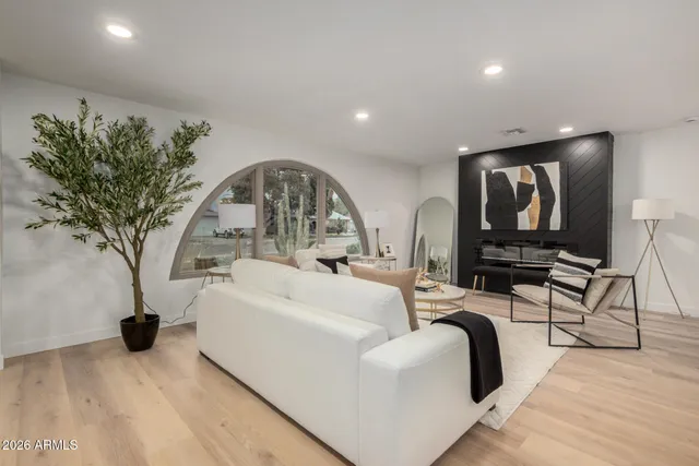 $865,000 | 1023 East Watson Drive, Tempe, AZ 85283