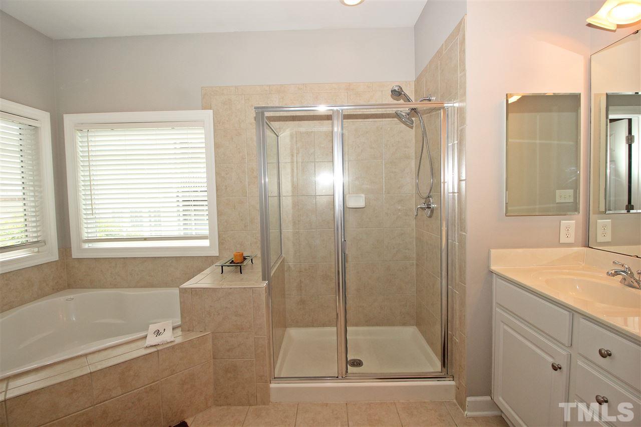 3521 Edgemont Drive Raleigh, NC 27612 - Photo 20 of 27 Gallery Image 20