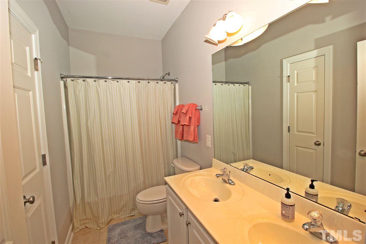 3521 Edgemont Drive Raleigh, NC 27612 - Photo 23 of 27 Gallery Image 23