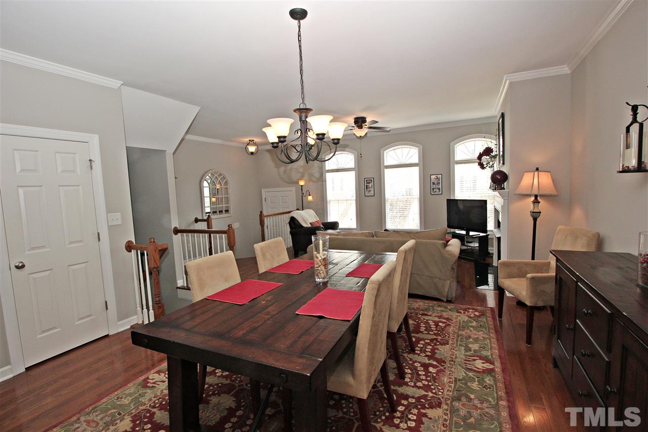 3521 Edgemont Drive Raleigh, NC 27612 - Photo 6 of 27 Gallery Image 6