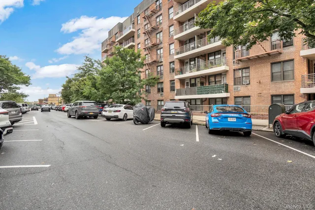 a car parked in front of a building