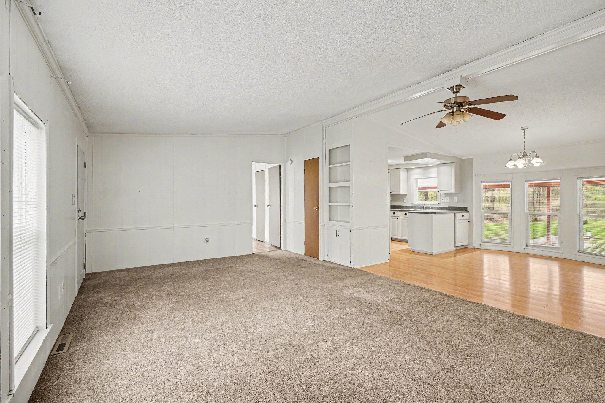 2418 Lincoln Road Allegan, MI 49010 - Photo 14 of 26 014_file_7699