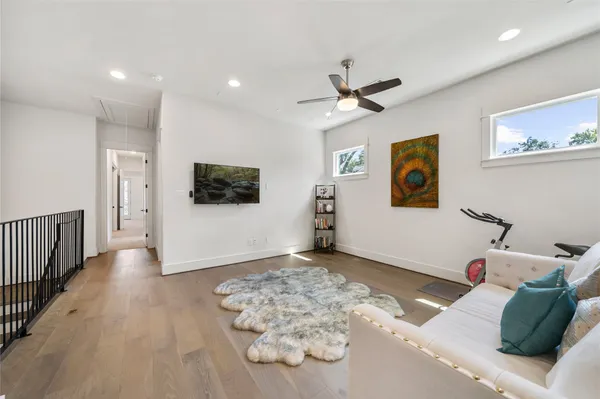 $4,800 | 620 East 26th Street, Houston, TX 77008