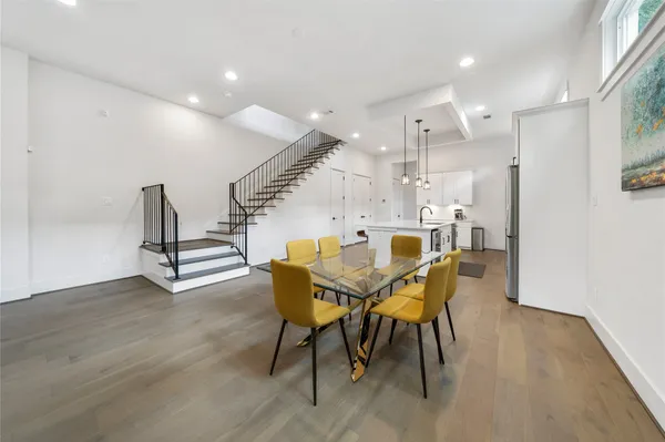 $4,800 | 620 East 26th Street, Houston, TX 77008