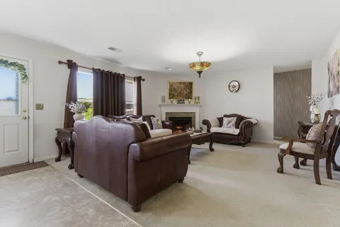 $527,500 | 1001 Highpoint Court, Mount Juliet, TN 37122
