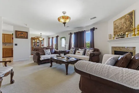 $527,500 | 1001 Highpoint Court, Mount Juliet, TN 37122