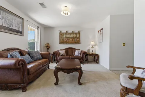 $527,500 | 1001 Highpoint Court, Mount Juliet, TN 37122