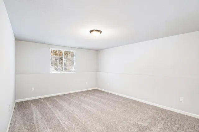 $294,900 | 637 Manorwood Circle, Benton Harbor, MI 49022