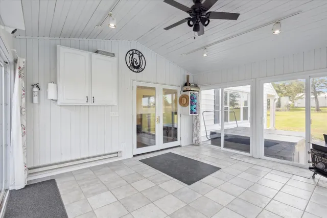 $559,900 | 8548 East Edwardsville Road, German Valley, IL 61039