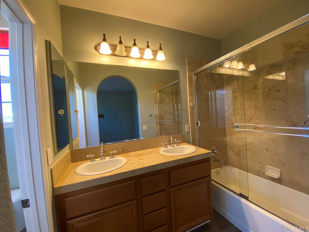 211 Tall Oak Irvine, CA 92603 - Photo 12 of 18