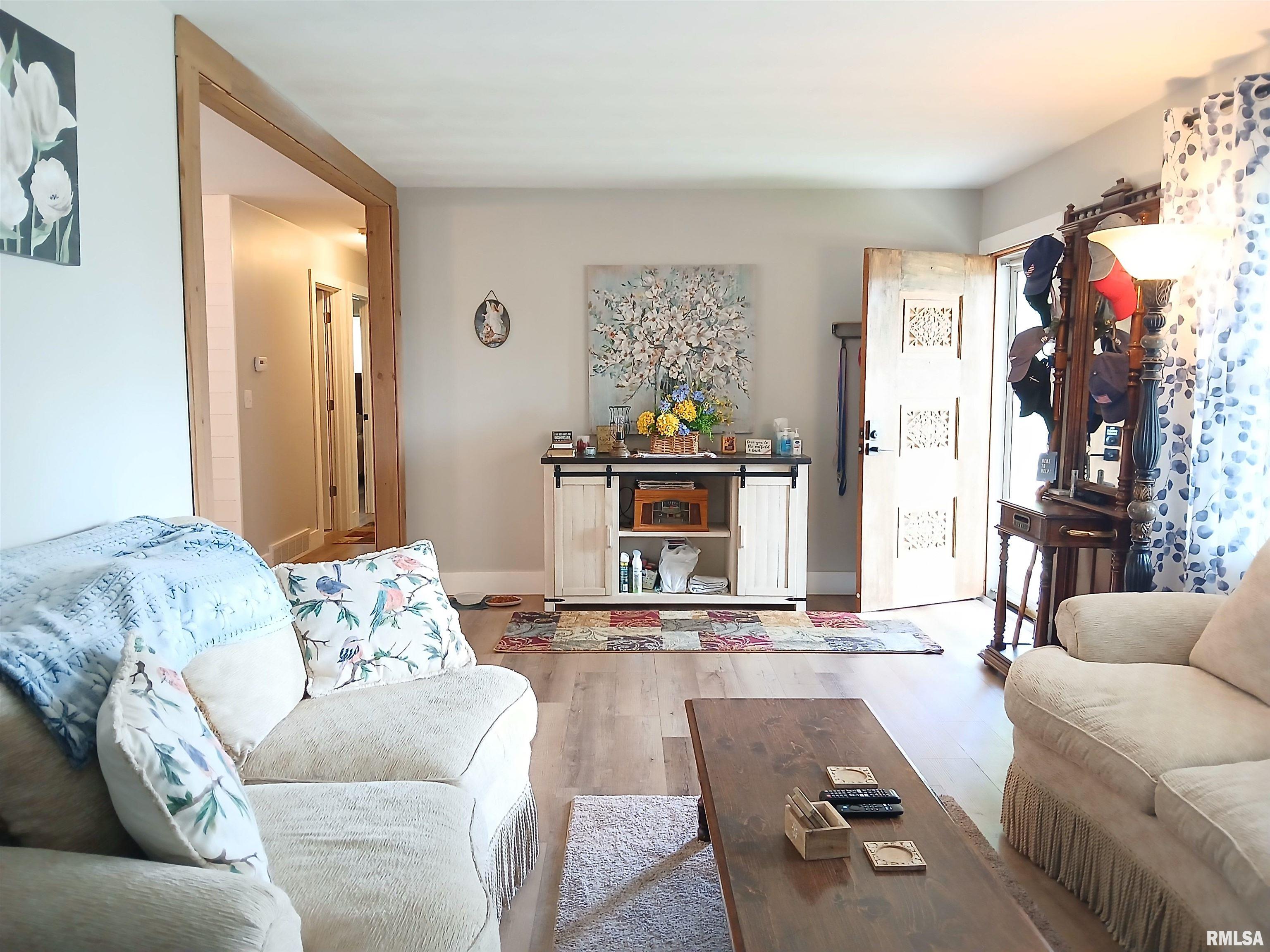 2109 Keokuk Road Springfield, IL 62702 - Photo 8 of 38