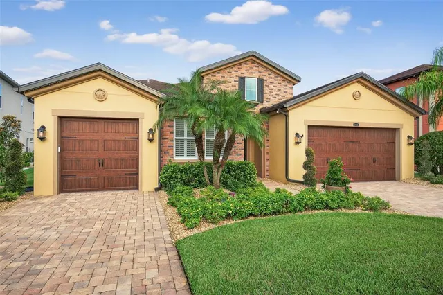 $769,900 | 4446 Ortona Lane, Wesley Chapel, FL 33543