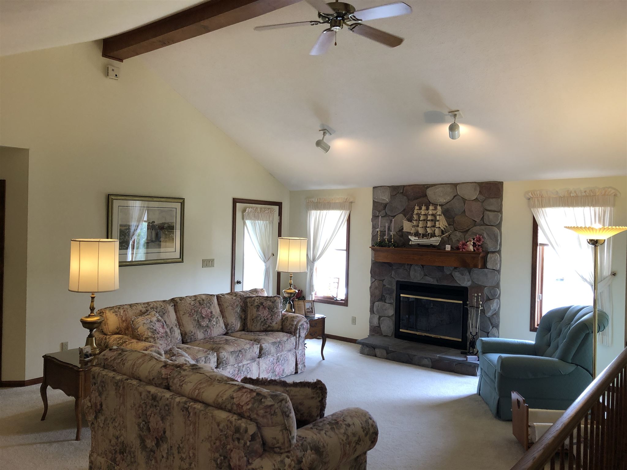 1730 Colonial Drive Rochester, IN 46975 - Photo 4 of 29