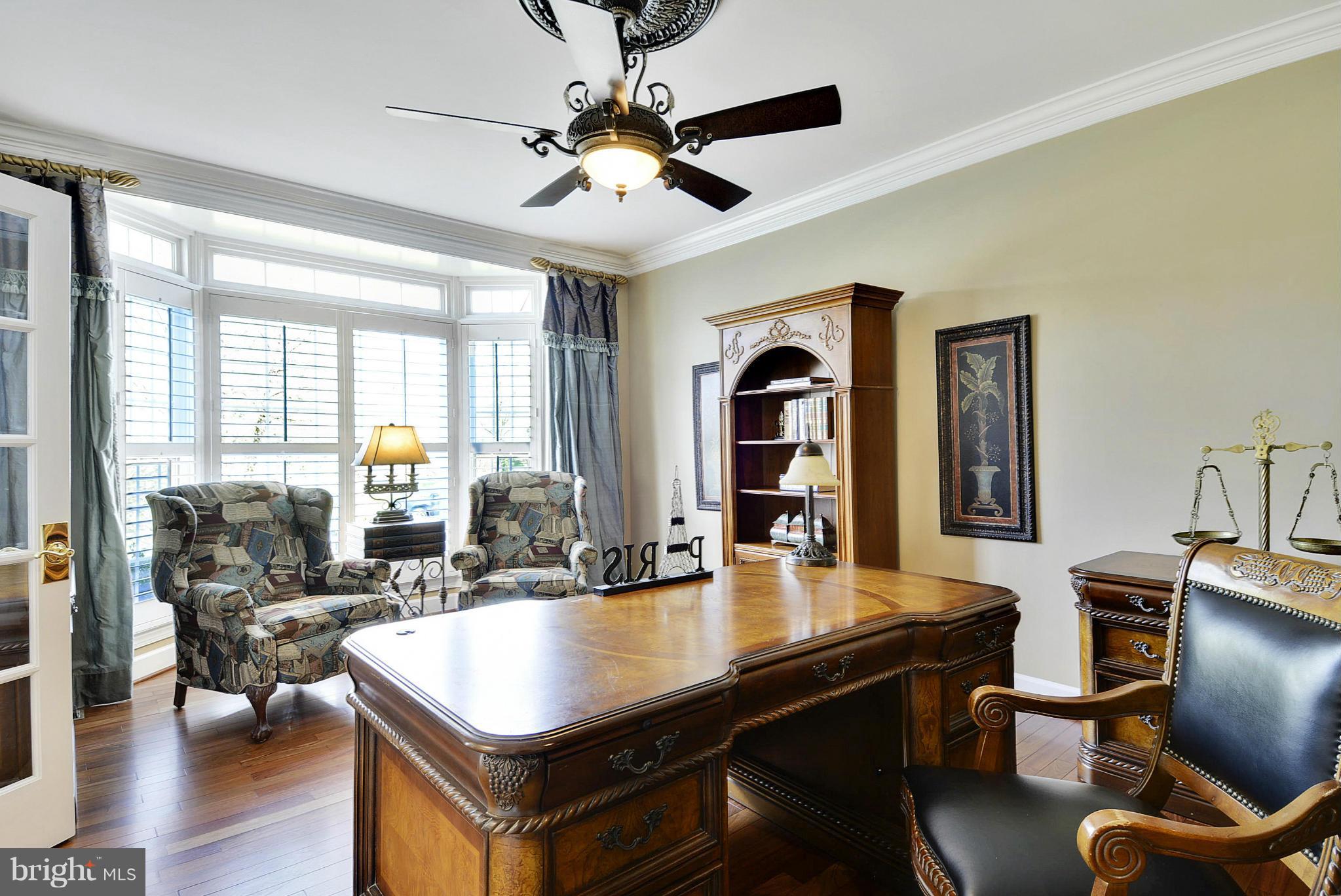 12209 Windsor Hall Way Herndon, VA 20170 - Photo 17 of 30 MAIN LEVEL OFFICE