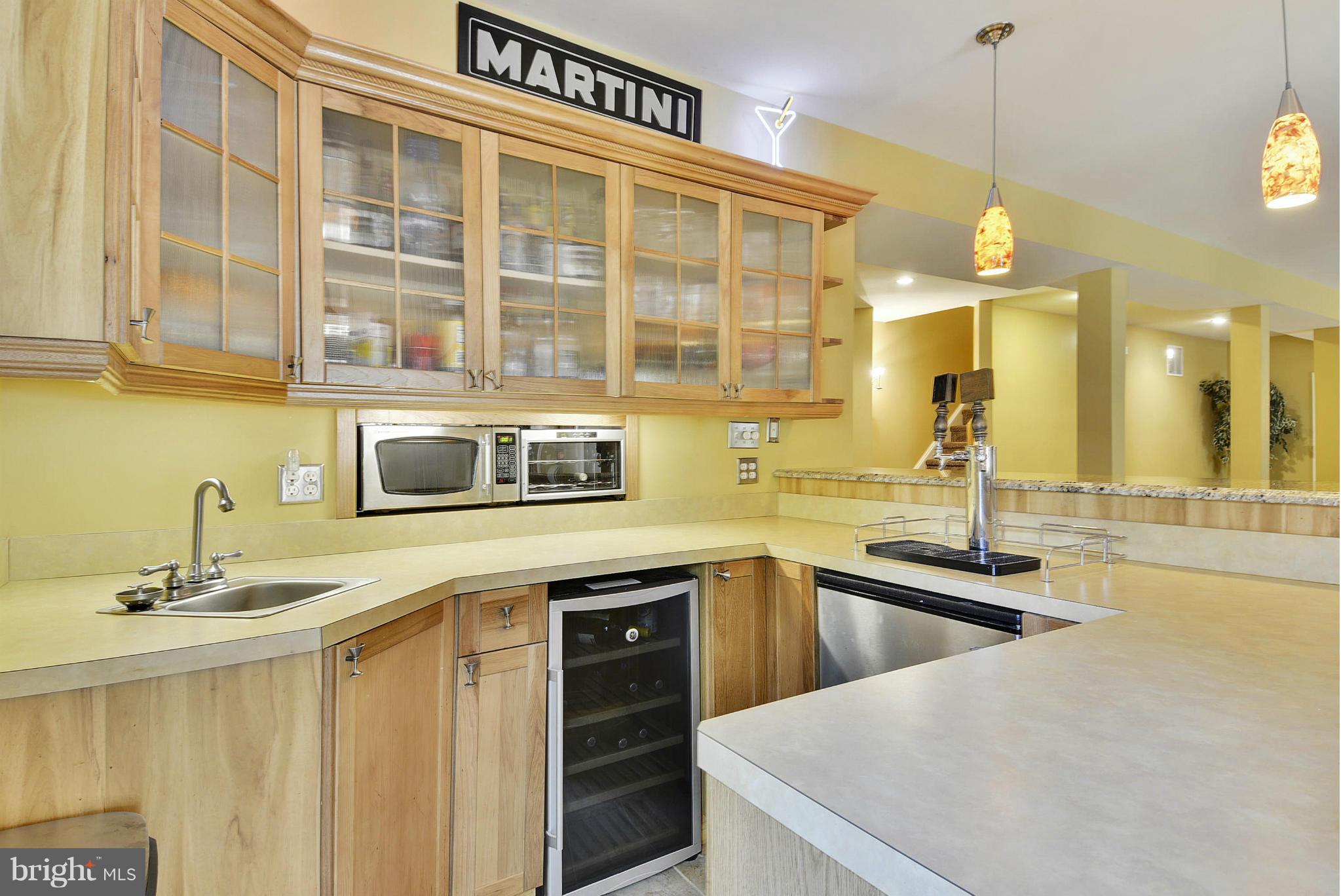 12209 Windsor Hall Way Herndon, VA 20170 - Photo 21 of 30 BAR INCLUDES WINE COOLER & KEGERATOR