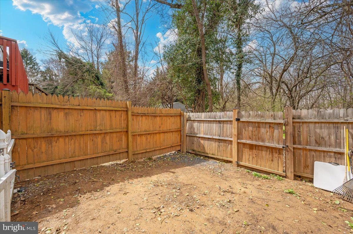 1864 Murdock Court Frederick, MD 21702 - Photo 34 of 39 a view of a backyard