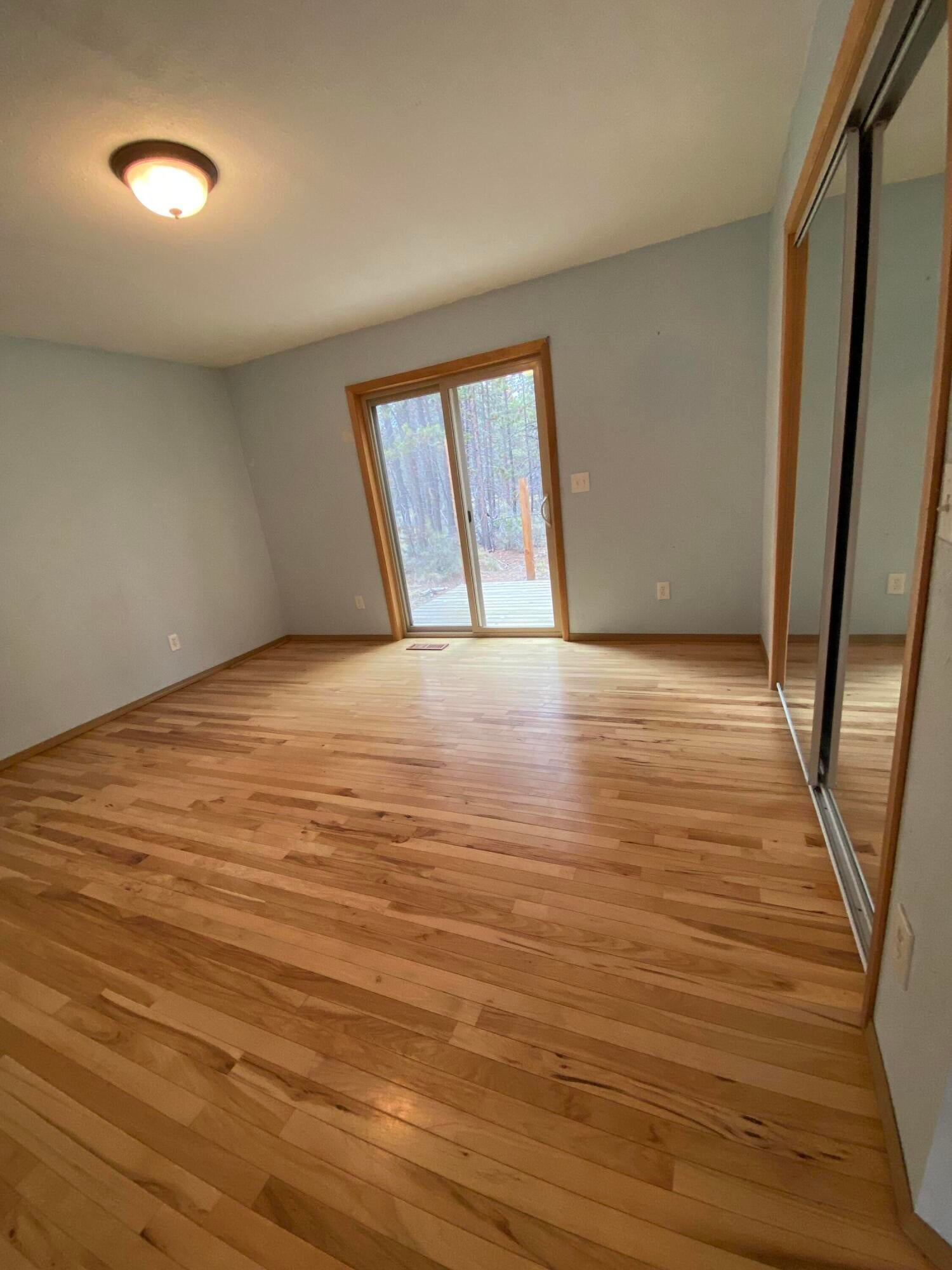54896 Huntington Road Bend, OR 97707 - Photo 6 of 65 IMG_1336