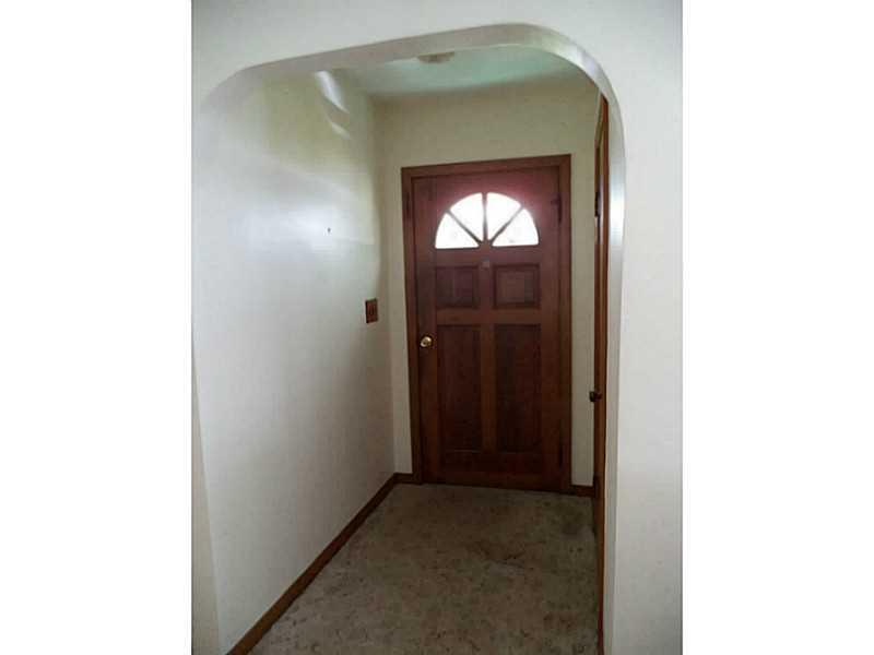 1237 Rosecrest Avenue Monessen, PA 15062 - Photo 2 of 17 Entry/Foyer. Enter through the beautiful archway