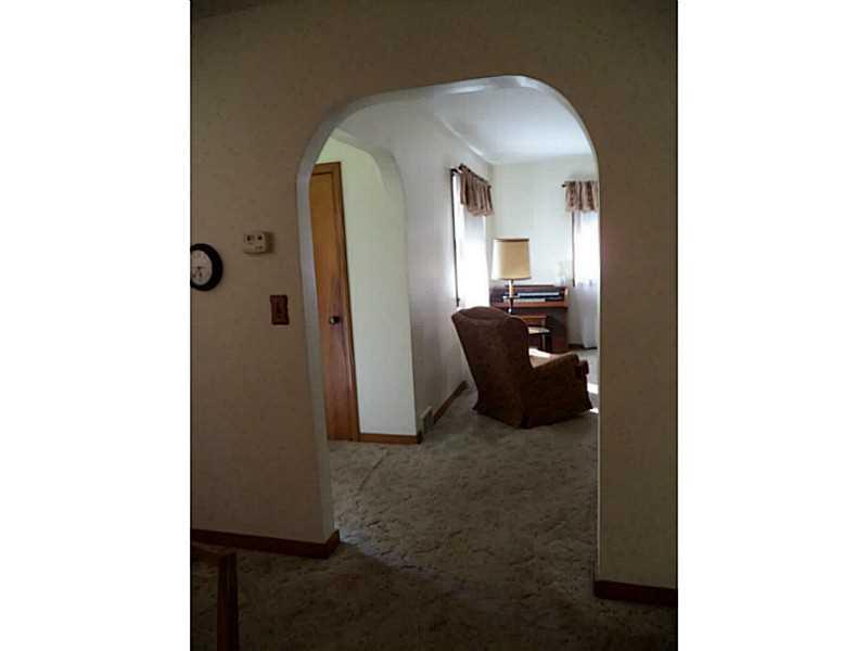1237 Rosecrest Avenue Monessen, PA 15062 - Photo 4 of 17 Other. Enter into the diningroom through the curved archways