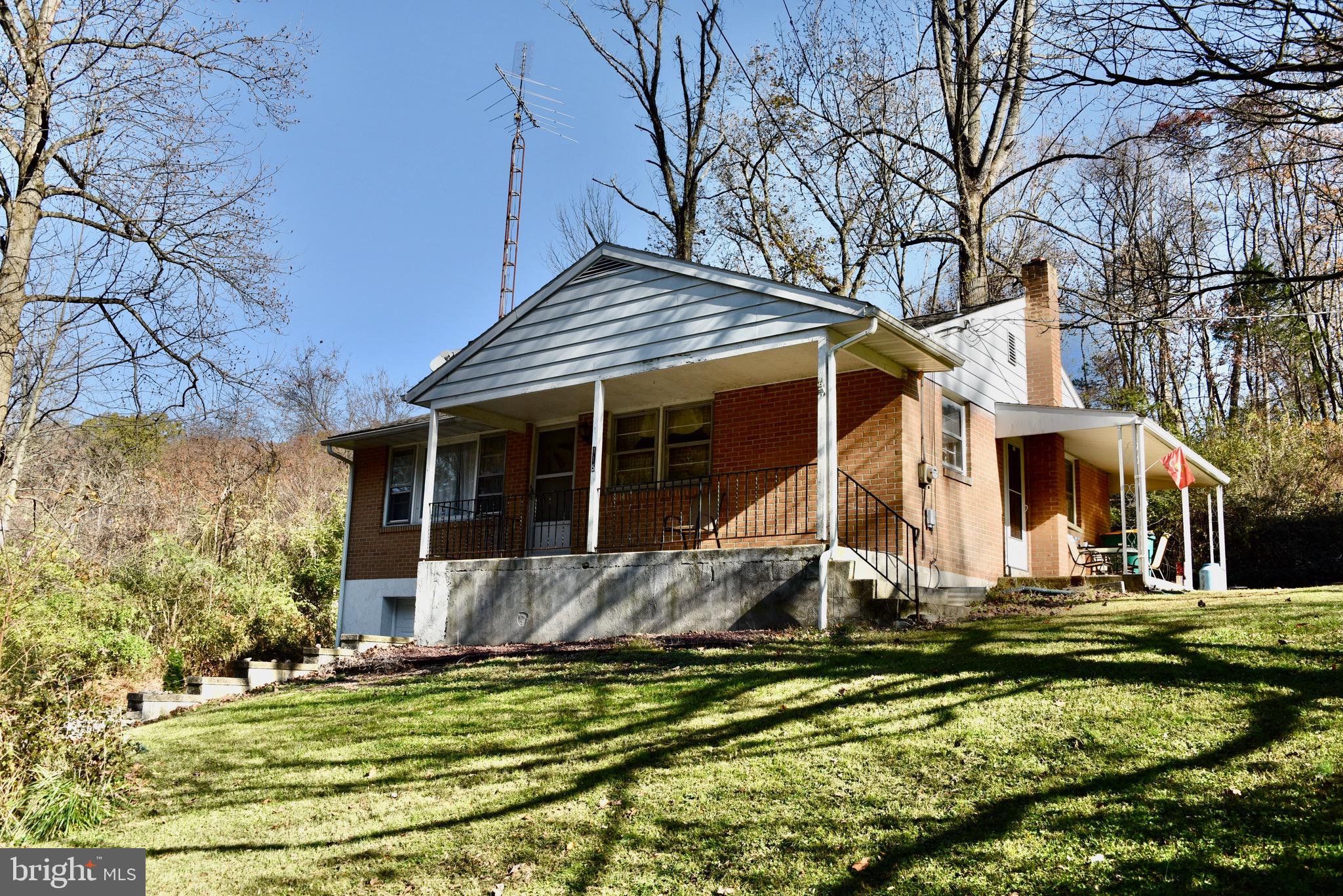 115 Mail Rte Road Reading, PA 19608 - Photo 2 of 20