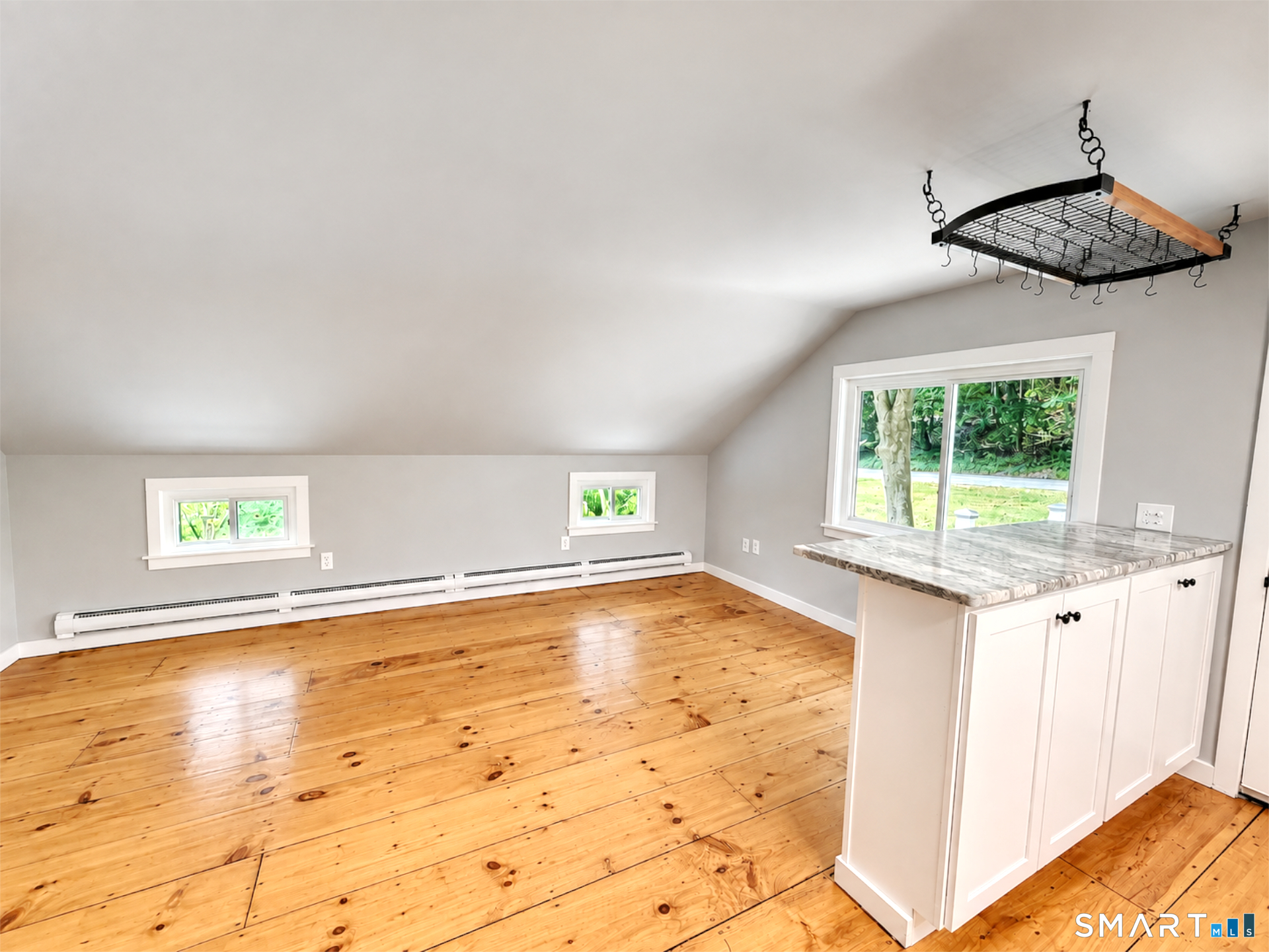 300 Railtree Hill Road, Unit B Woodbury, CT 06798 - Photo 7 of 12 Gallery Image 7