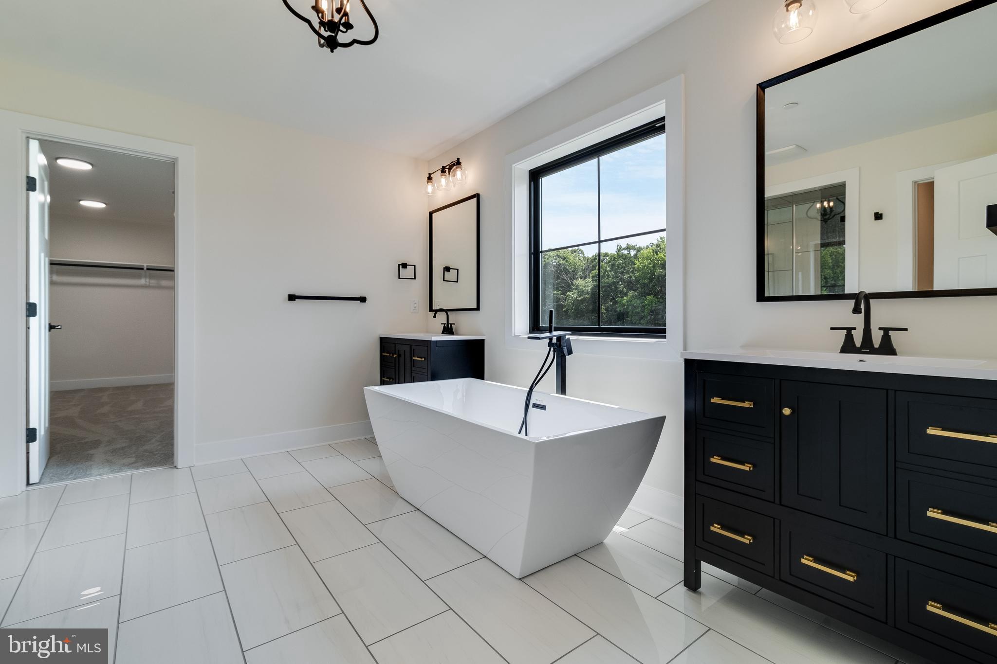 4321 Young Road Waldorf, MD 20601 - Photo 25 of 48 Primary bath