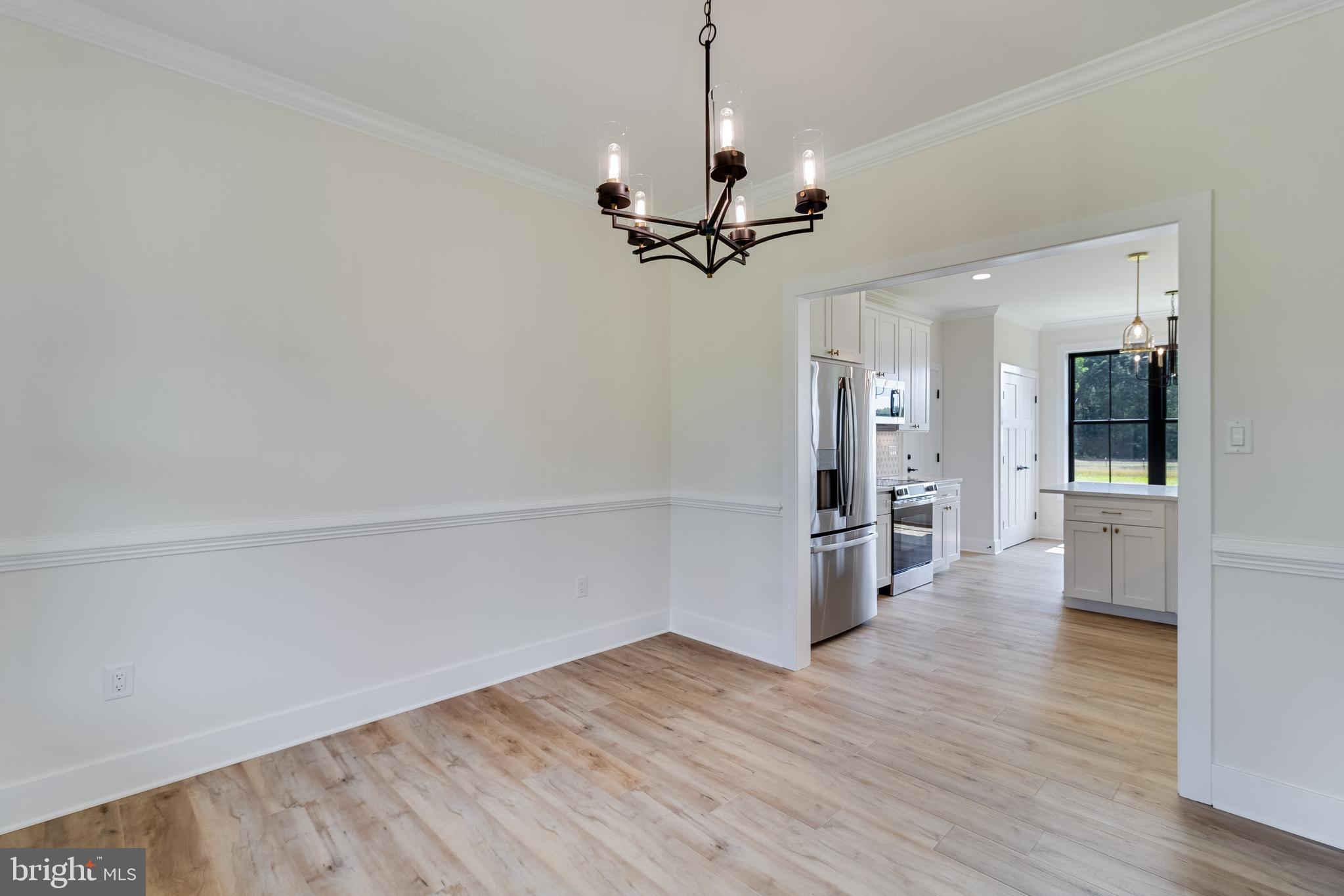 4321 Young Road Waldorf, MD 20601 - Photo 10 of 48 Dining room
