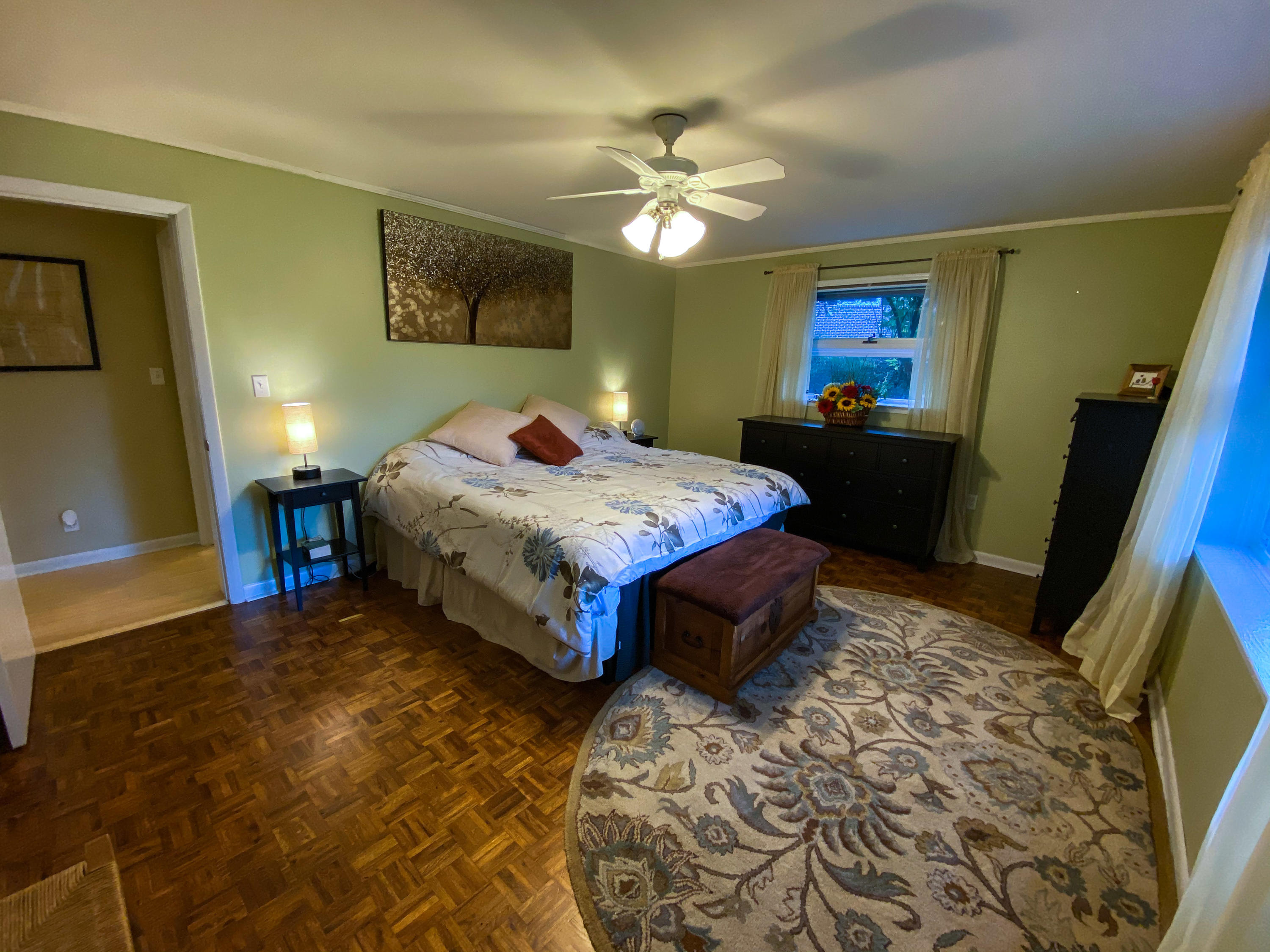 2208 Charsley Road Kingsport, TN 37660 - Photo 26 of 41 Downstairs master bedroom