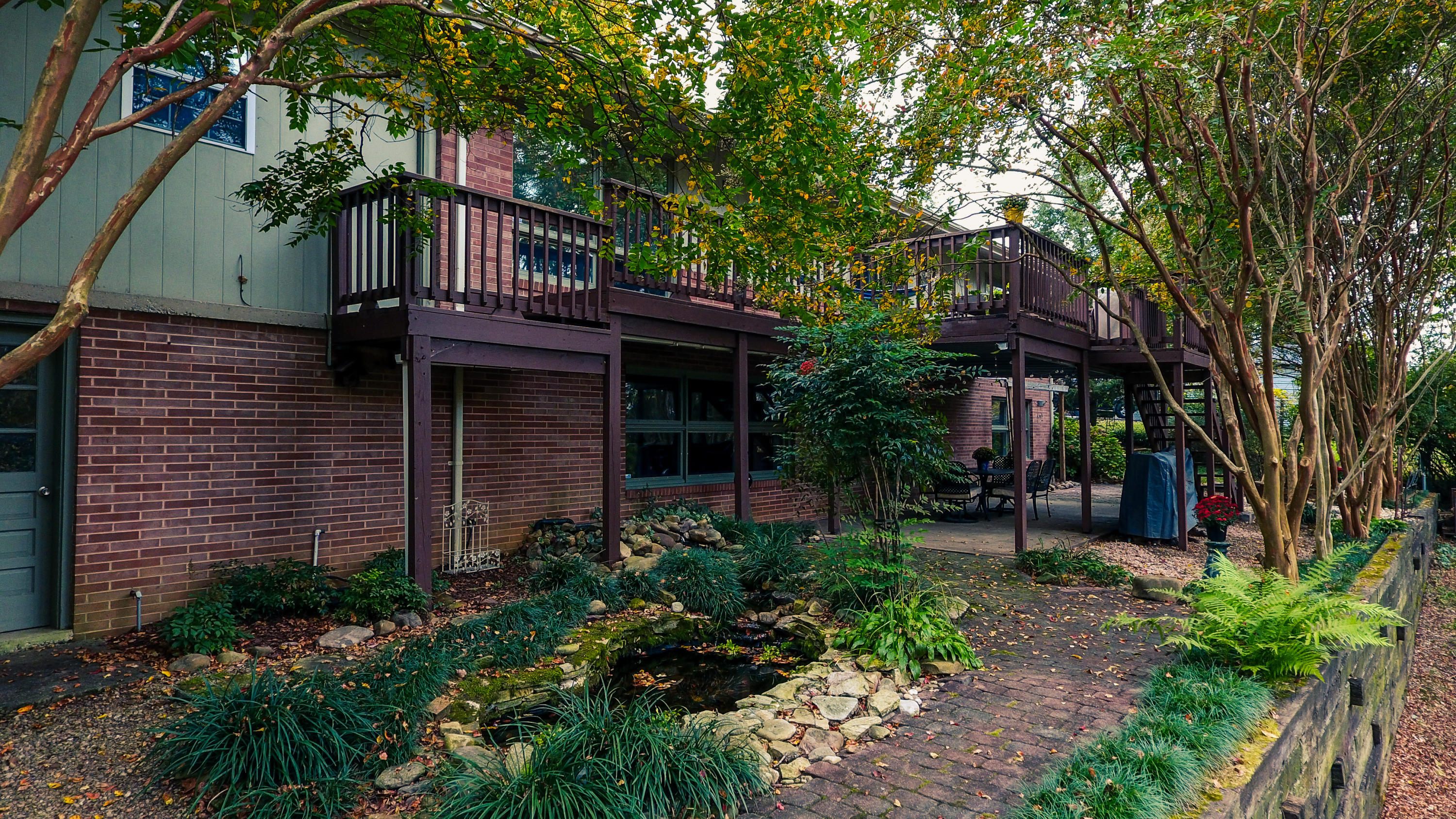 2208 Charsley Road Kingsport, TN 37660 - Photo 33 of 41 Serene retreat at the koi pond