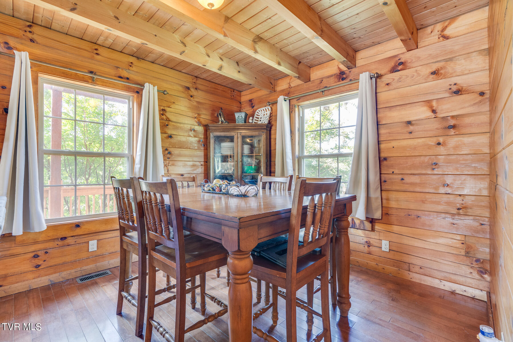 290 Barr Road Blountville, TN 37617 - Photo 14 of 44 011