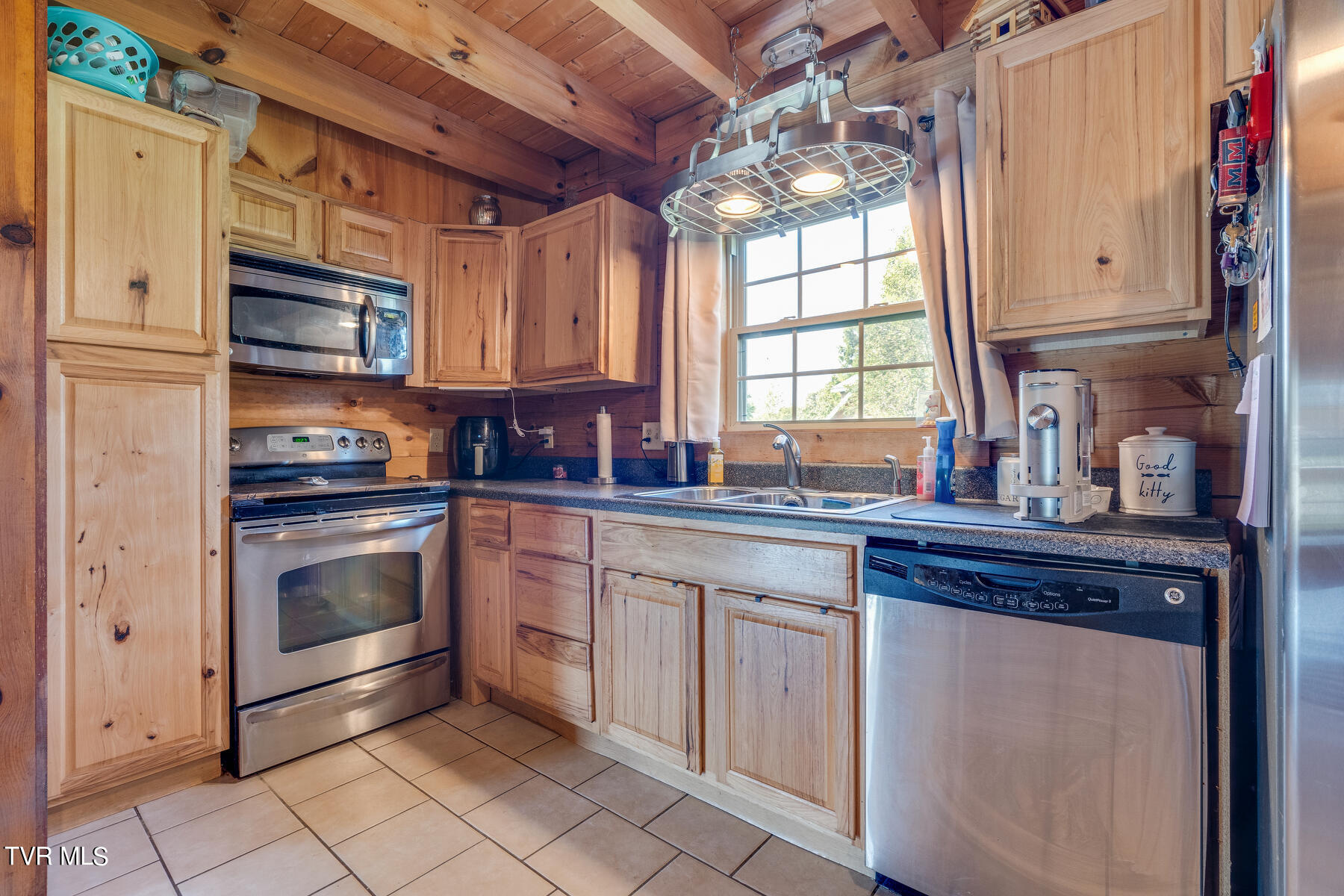 290 Barr Road Blountville, TN 37617 - Photo 17 of 44 014