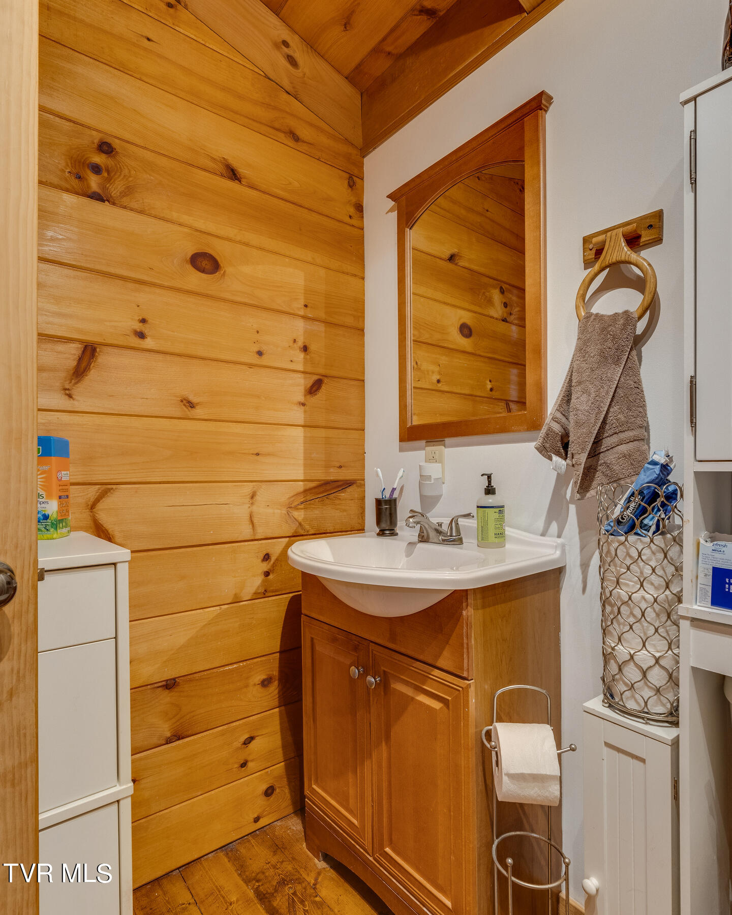 290 Barr Road Blountville, TN 37617 - Photo 29 of 44 026