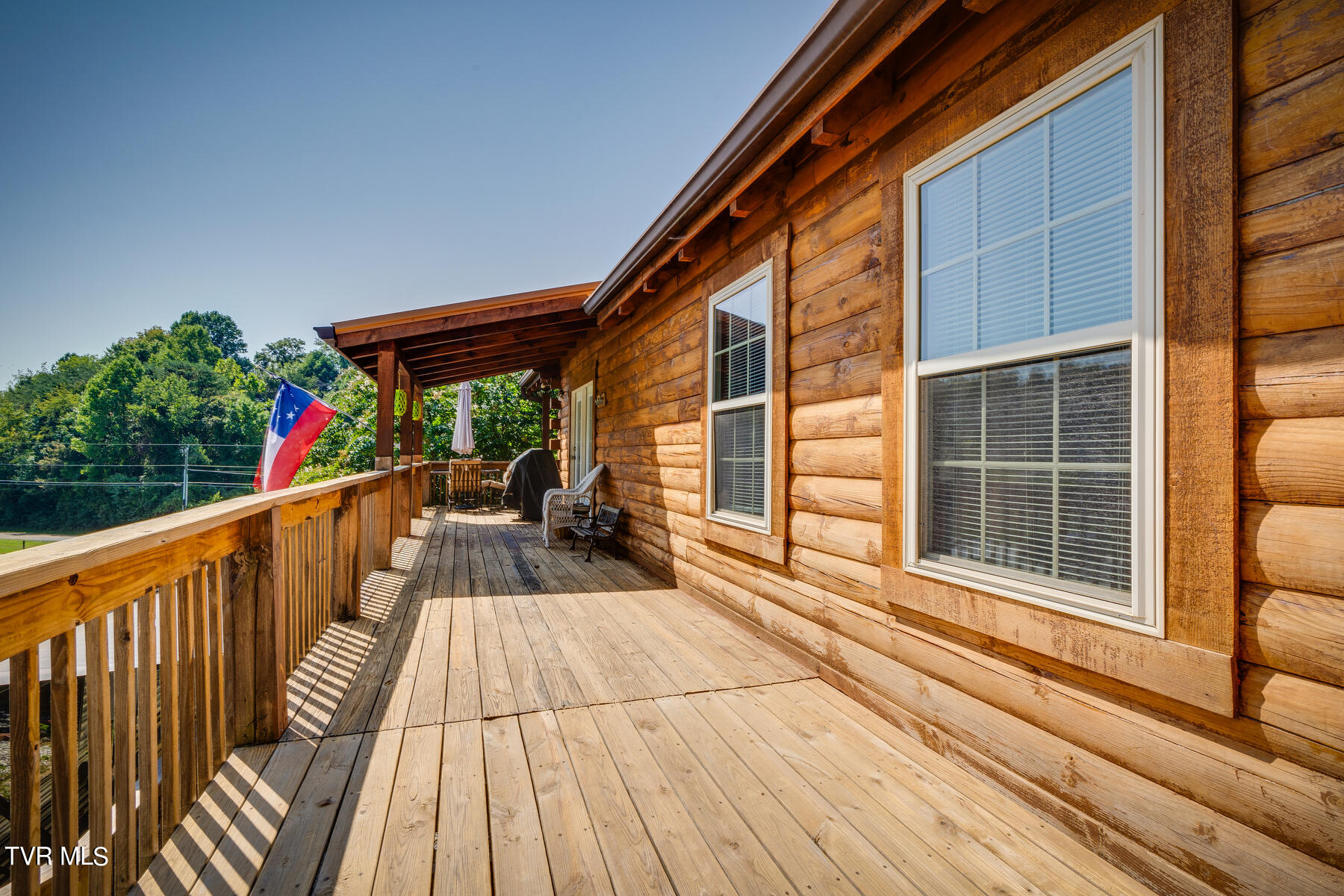 290 Barr Road Blountville, TN 37617 - Photo 7 of 44 004