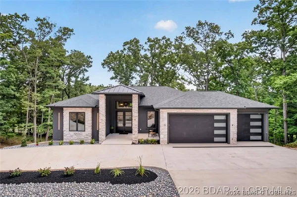 $1,349,000 | 484 Spring Creek Drive, Sunrise Beach, MO 65079
