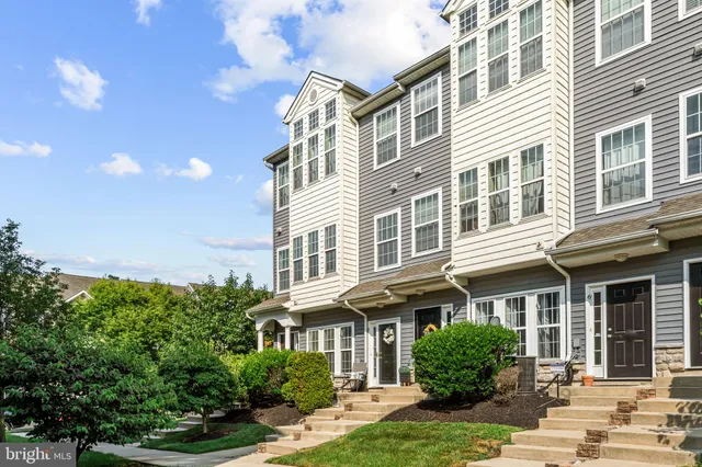 $275,000 | 2 Teal Court, Delanco, NJ 08075