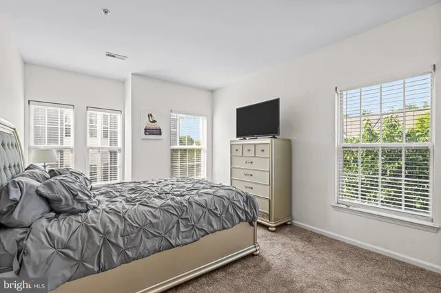 $275,000 | 2 Teal Court, Delanco, NJ 08075