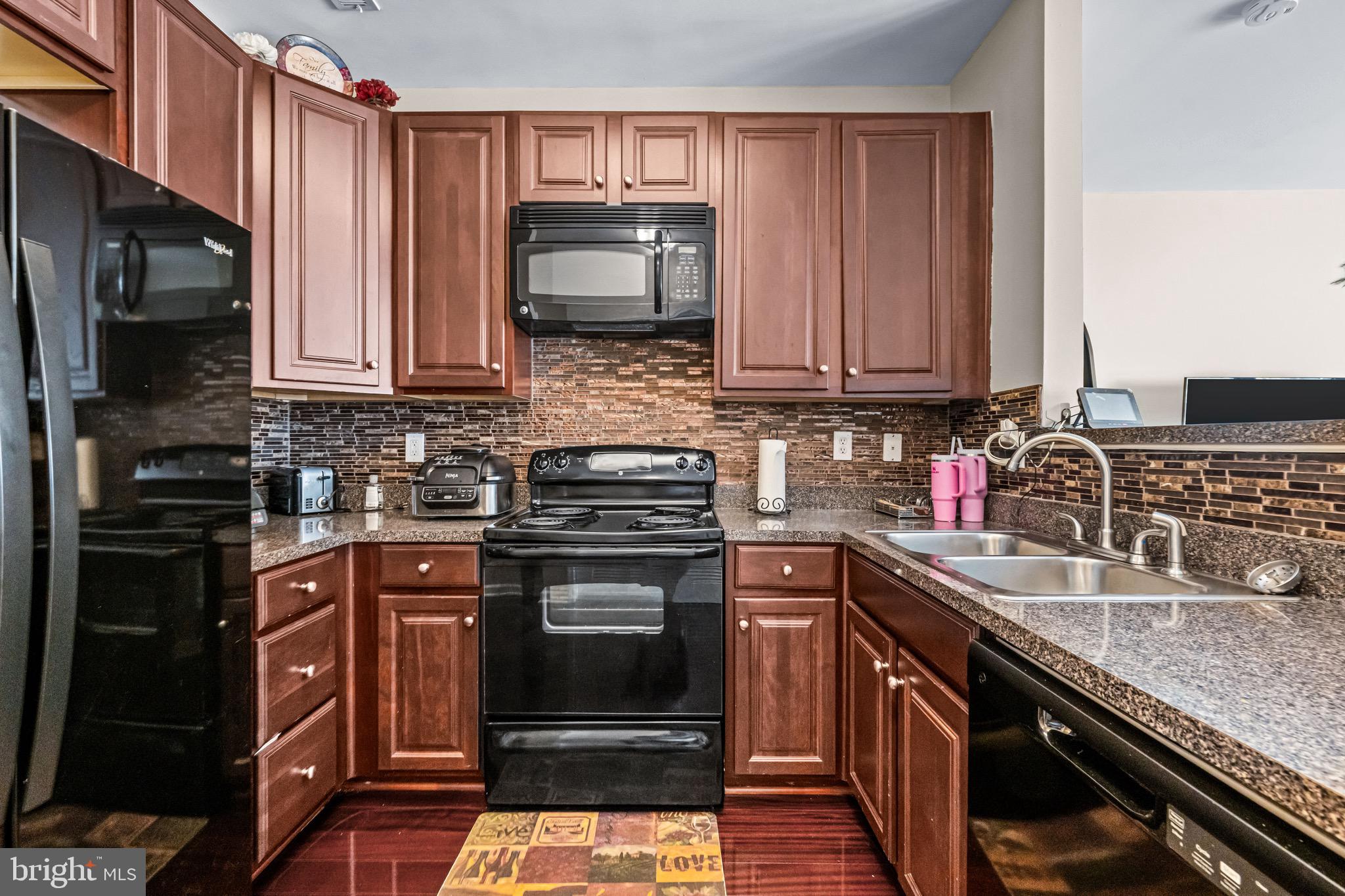 2 Teal Court Delanco, NJ 08075 - Photo 6 of 21 Kitchen