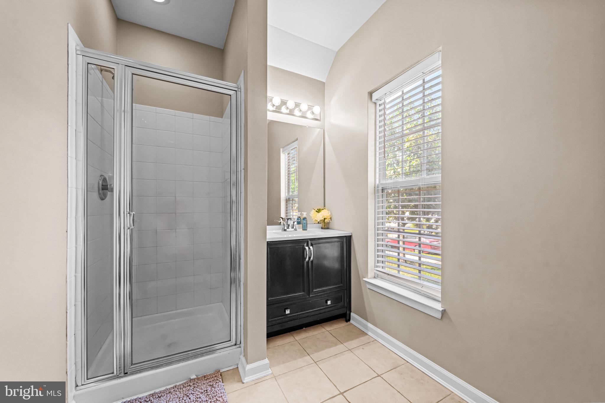 2 Teal Court Delanco, NJ 08075 - Photo 7 of 21 Downstairs full bath