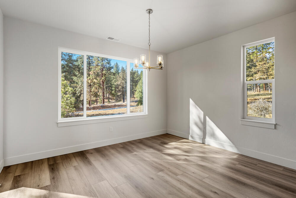 1092 Timber Ridge Loop Klamath Falls, OR 97601 - Photo 58 of 79