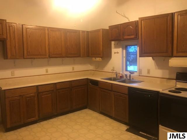 9390 Territorial Road Munith, MI 49259 - Photo 3 of 15 Photo 3