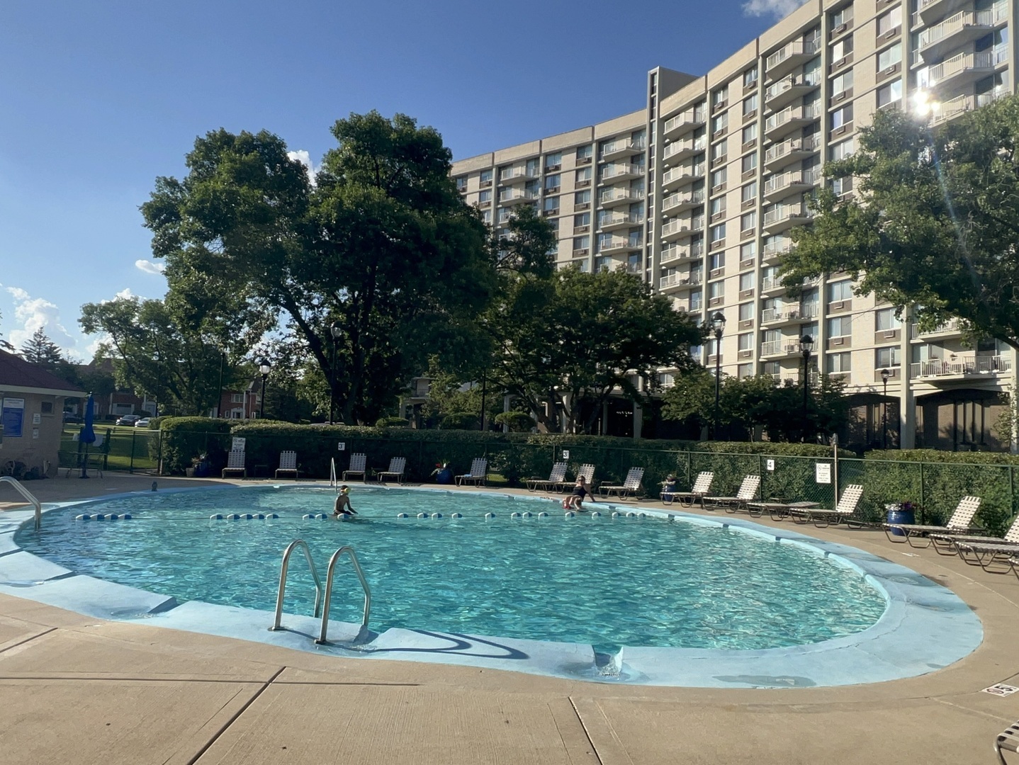 20 North Tower Road, Unit 9D Oak Brook, IL 60523 - Photo 14 of 15 Gallery Image 14