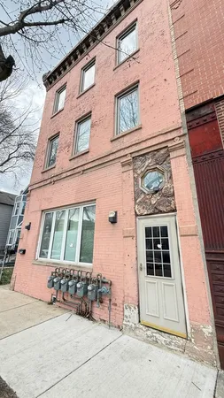 $1,080,000 | 2904 South Wells Street, Chicago, IL 60616