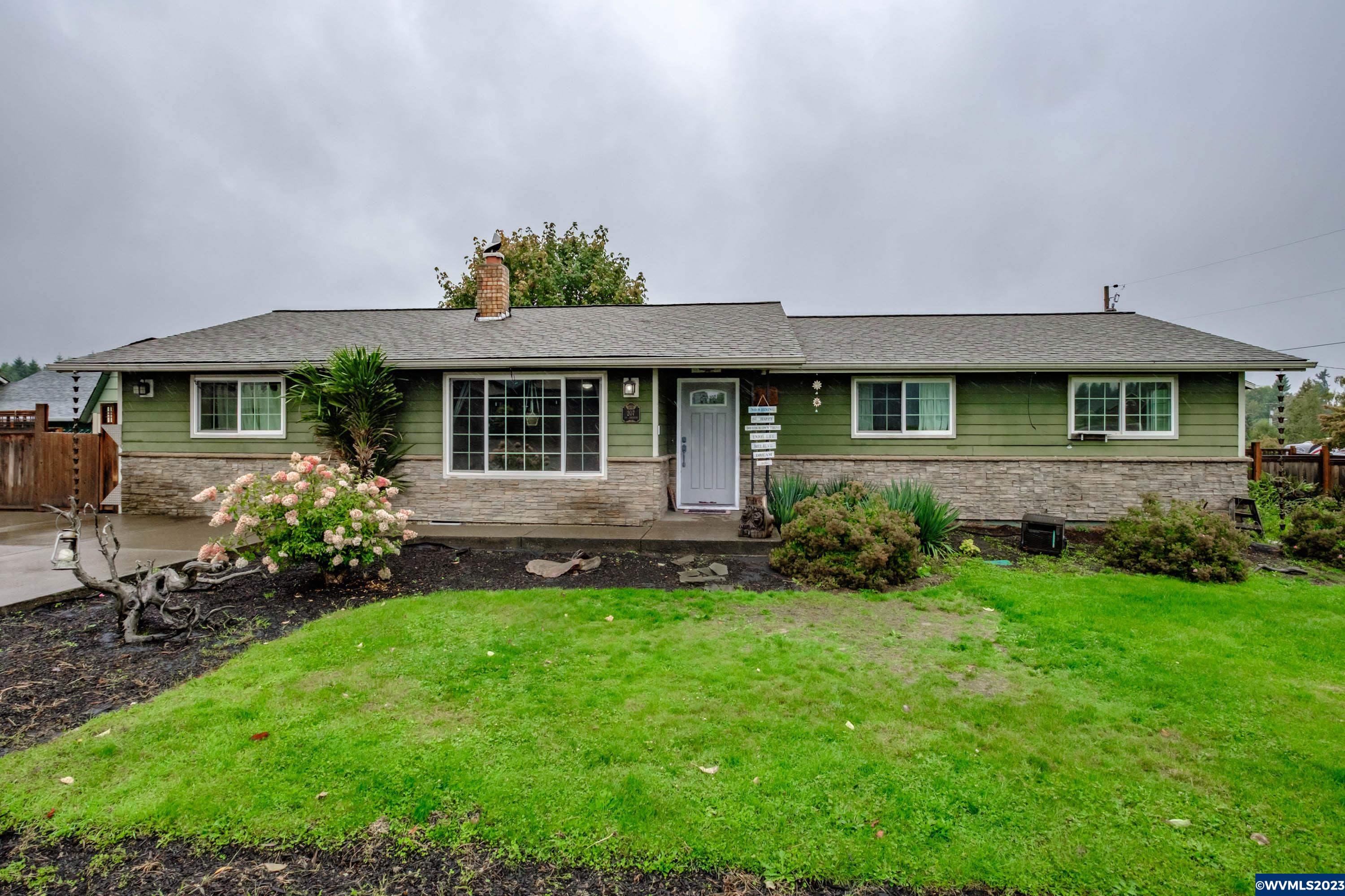 207 Southwest Johnson Street Sublimity, OR 97385 - Photo 1 of 41 Gallery Image 1