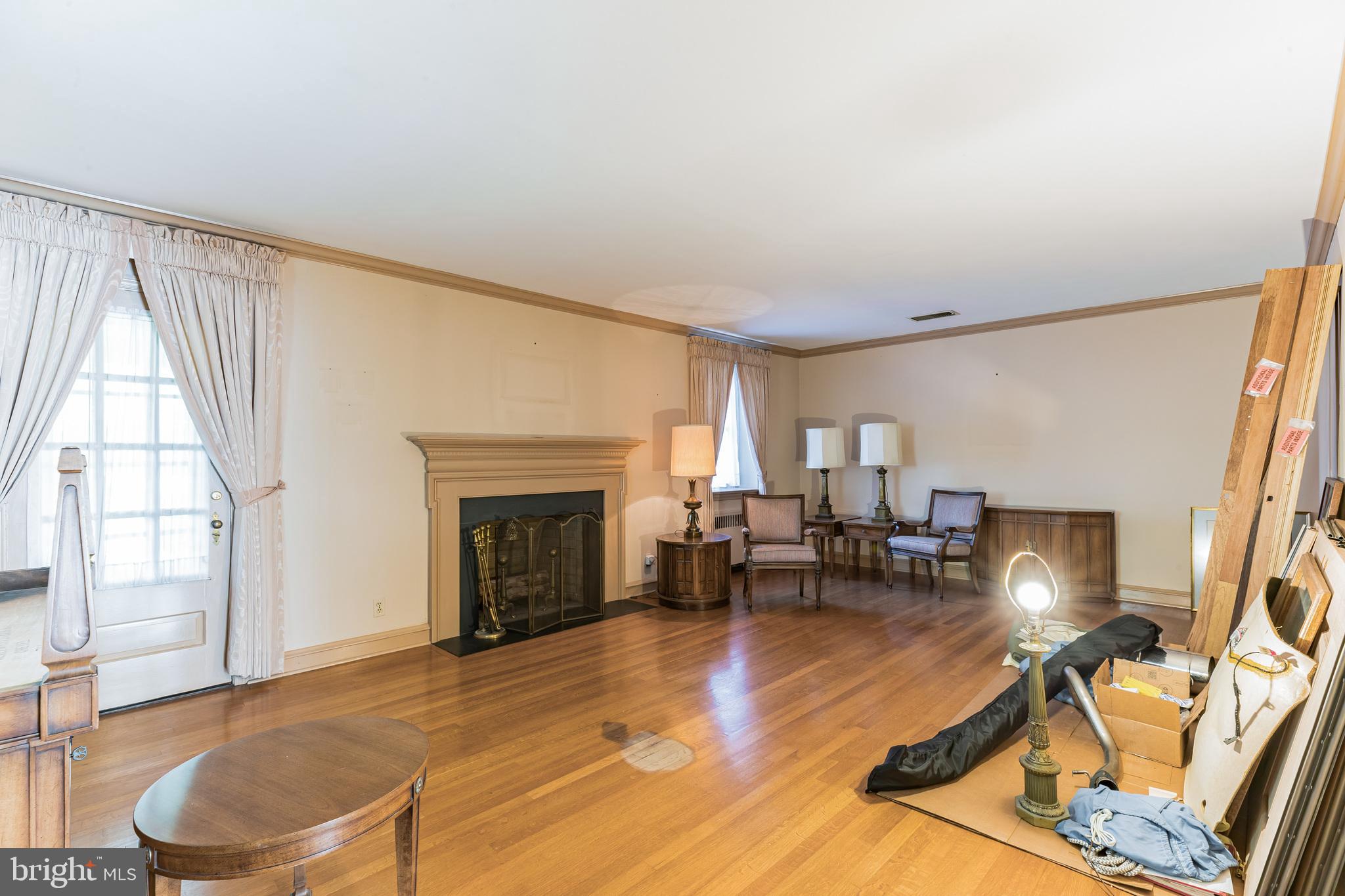 533 Brookfield Road Drexel Hill, PA 19026 - Photo 6 of 32 Gallery Image 6