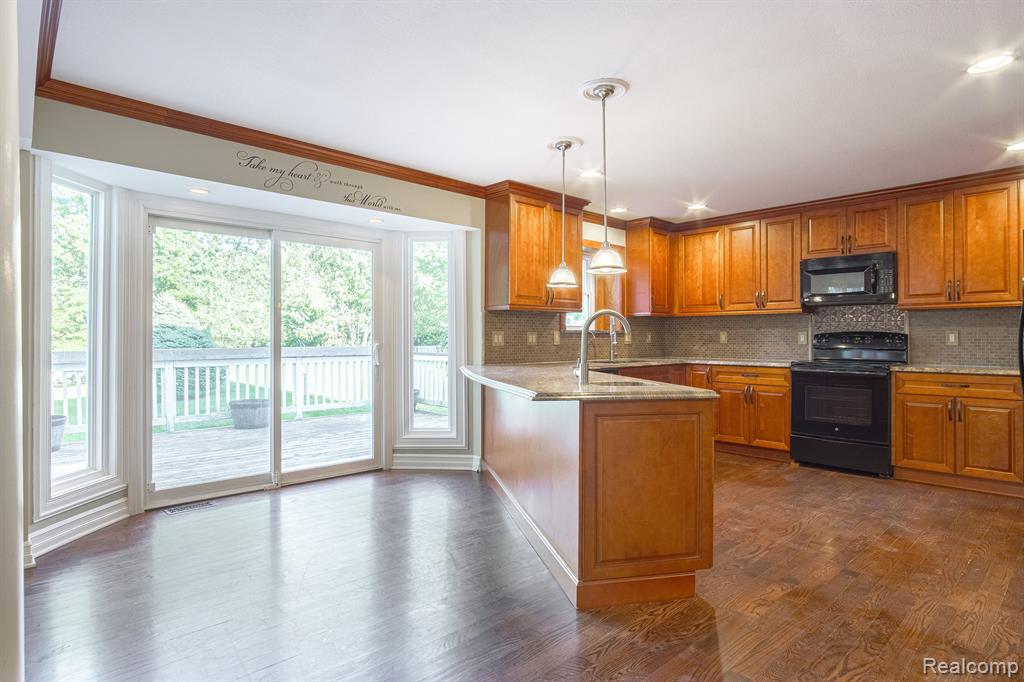 3930 Cullen Road Howell, MI 48855 - Photo 28 of 61