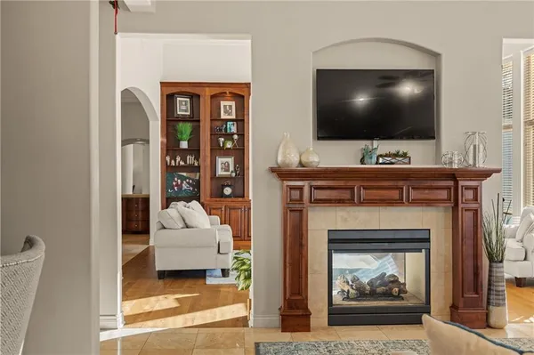 $999,000 | 2421 Northeast Lake Breeze Drive, Lee's Summit, MO 64086